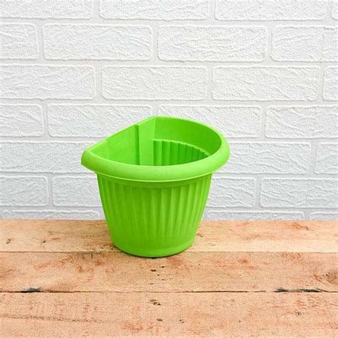 Buy 7.9 inch (20 cm) Bello Wall Mounted D Shape plastic Planter (Green ...