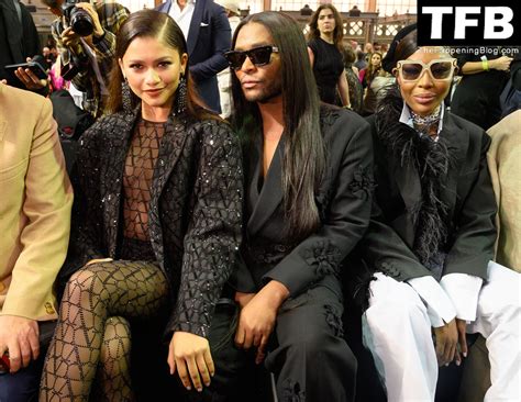 Zendaya Looks Stunning While Pictured Arriving At The Valentino Paris Fashion Week Show (134 ...