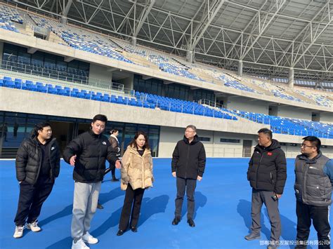 邯郸足球训练基地组织了“庆六一”足球趣味赛|体育局_新浪财经_新浪网
