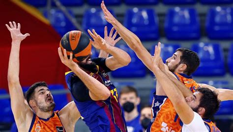 La ACB propone abrir los pabellones a 500 personas