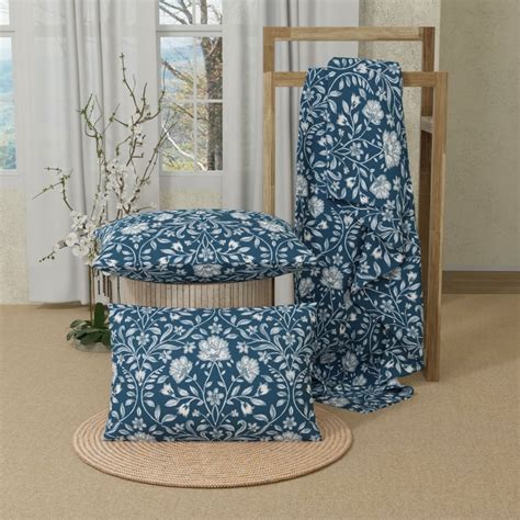 Buy COLOR SENSE Serenity Cotton 200TC Floral Print 3Pcs King Bedsheet ...