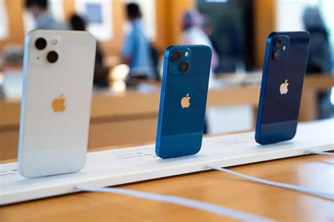 Amazon Sale: iPhone 15 लॉन्च होने के चंद महीनों बाद ही हजारों रुपए हुआ ...