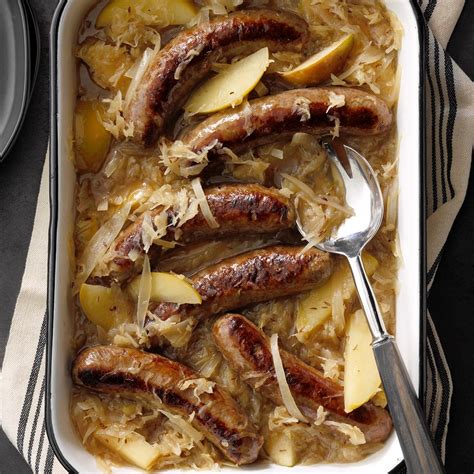 Slow-Cooker German Bratwurst Recipe: How to Make It