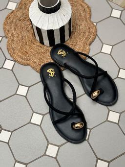 Buy Flats For Women At Upto 80% Off Online In India