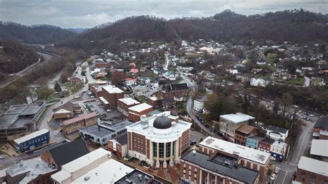 Hazard, some other Kentucky towns may enact restaurant tax, judge rules ...