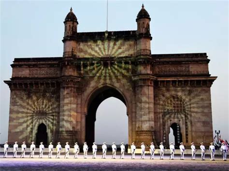 Navy Day celebrations at Gateway of India - Choicest images: India ...