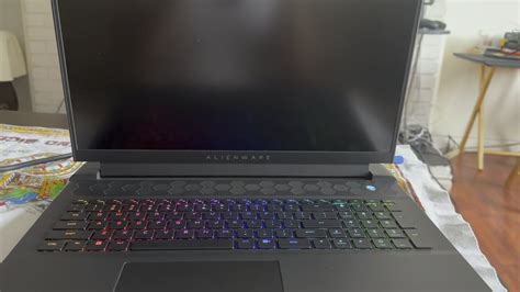Alienware 18 CMOS 的图像结果