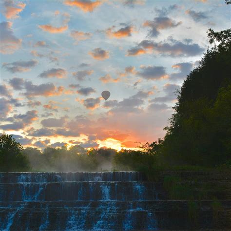 THUNDER BAY FALLS (Galena): Ce qu'il faut savoir pour votre visite