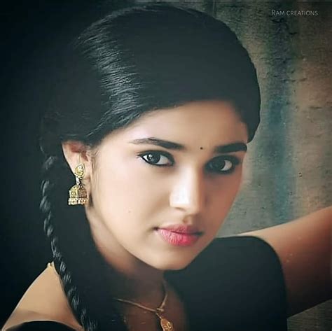 Movie Wallpapers Uppena Heroine Photos Download Hd - Inselmane