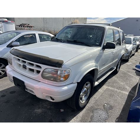 1999 Ford Explorer