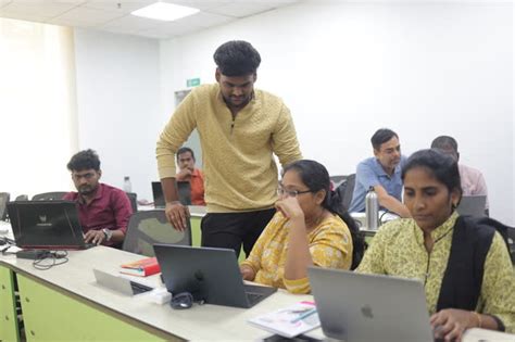 GenAI Architect Program | Build AI Products in 6 Weeks - Social Eagle