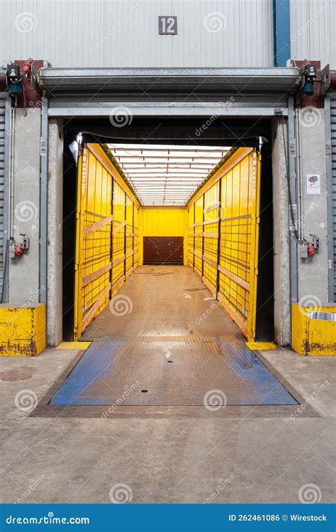 Loading Dock 的图像结果