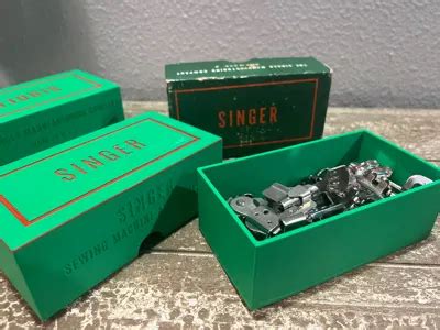 Singer Sewing Machine Box 的图像结果