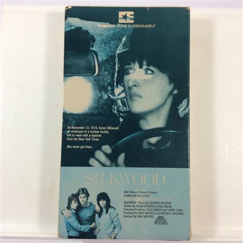 Silkwood VHS 1984 Meryl Streep Kurt Russell Bio Drama Embassy Release ...