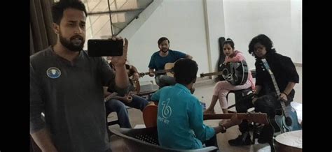 Acoustic Musical Classes for Guitar Piano | Sector 22 Gurgaon ...