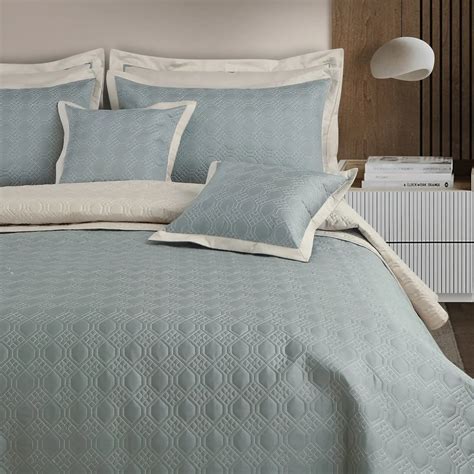 Bed Cover and Bed Sheet, Beige and Green Solid Cotton King Bedspread ...