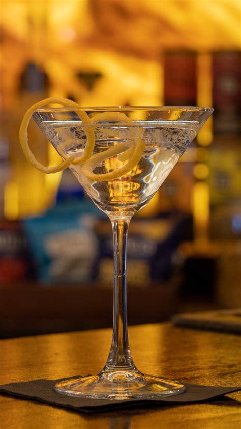 Classic Gin Martini Cocktail | Gin Cocktails | Penventon Tasting Room