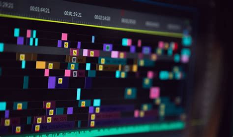 商业剪辑、AE包装与专业调色，学完即接单，月入2-5万不是梦