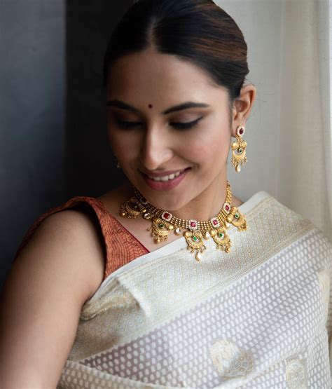 Avantika Antique 22k Gold Pendant Necklace Set - R Narayan Jewellers ...