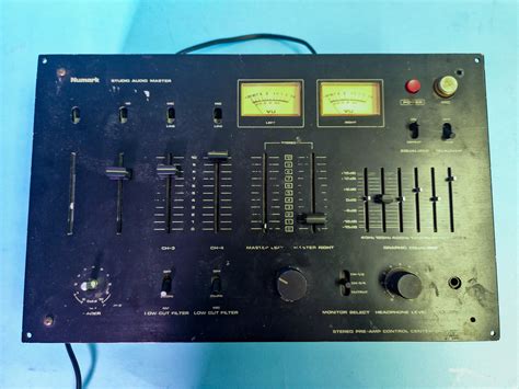 Numark Studio Audio Master Control Center DM-1550 #7684 | Auctionninja.com