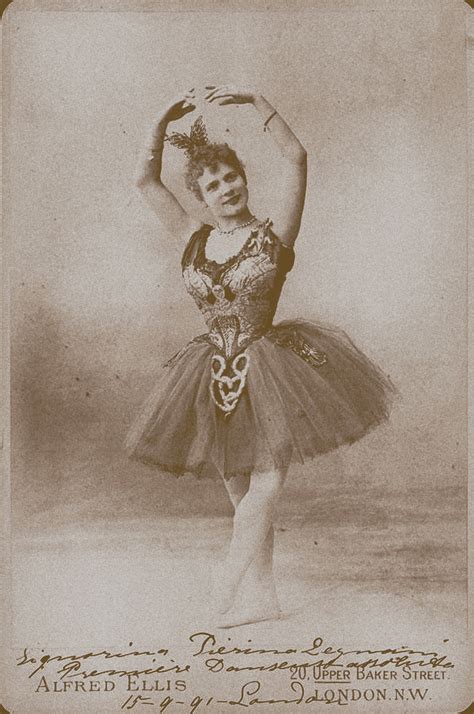 The History of the Ballet Body: From Anna Pavlova to Misty Copeland | Vogue