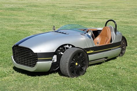 Vanderhall Speedster Review: A Silly, Thrilling 3-Wheeler | Automobile ...
