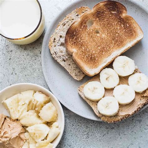 What to Eat After Stomach Flu or Food Poisoning | Recovery Guide