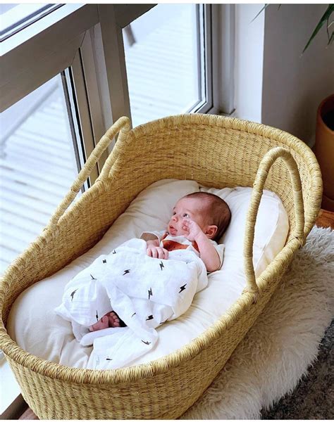How Big Is A Moses Basket Blanket at Charlotte Smartt blog