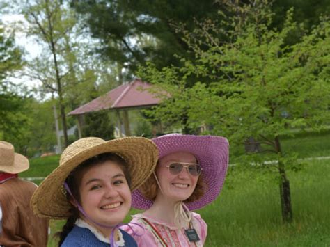 Missionaries pull handcarts in Nebraska parade in 175th anniversary ...