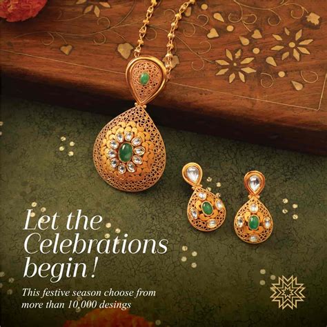 Buy Gold Pendant Set Online | Gold Pendant Set by Manubhai.