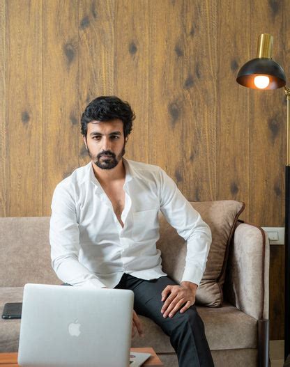 White Color Twitter Lining Blende Cotton Shirts For Men – Punekar Cotton
