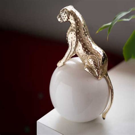 Buy Panther Solitude Showpiece Online in India | Vaaree