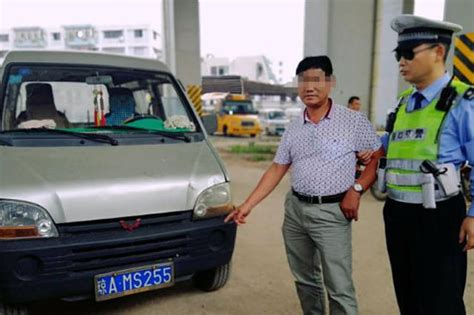 海口交通“违法王”被查 无证驾驶被拘留15日（图）_新浪海南_新浪网