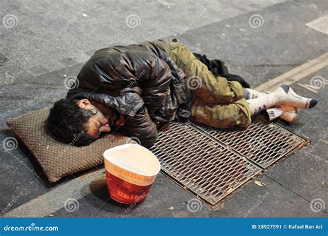 Poverty in Madrid Spain. editorial photo. Image of rich - 28927591