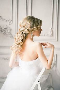 Hairstyle Of Wedding by 20 Awesome Half Up Half Wedding Hairstyle Ideas Hairstyle Of Wedding