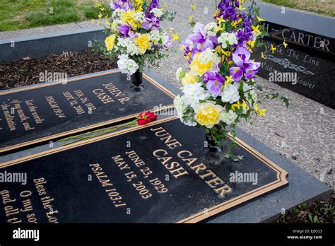 Graves of country music legends Johnny Cash and wife June Carter Cash ...
