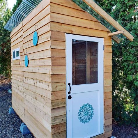 20 Small Garden Sheds That Look Amazing | GoDownsize