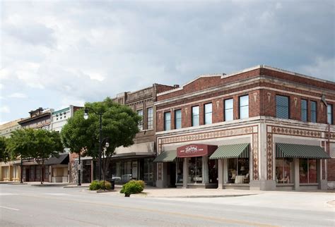 8 Towns in Alabama With the Best Main Streets