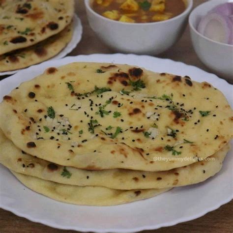 Easy Naan Bread Recipe with Yogurt - The Yummy Delights