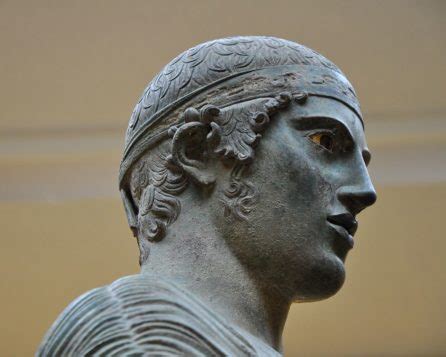The Charioteer of Delphi: Ancient bronze sculpture shows Polyzalus of ...