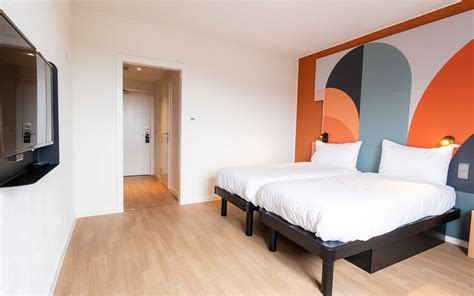 B&B HOTEL Mons Gare : un hôtel à quelques mètres de la gare de Mons