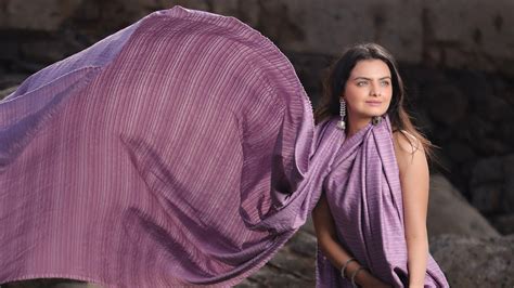 Floral Pattern | India's #1 Printed Fabric Store | FAB VOGUE Studio