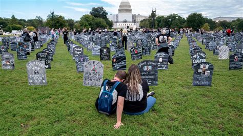 U.S. Recorded Nearly 110,000 Overdose Deaths in 2022 - The New York Times