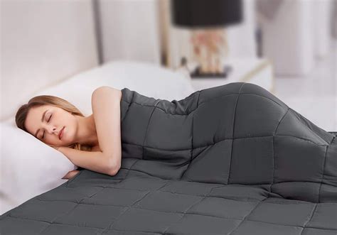 Weighted Blankets: How They Improve Sleep Quality & Reduce Stress | My Decorative