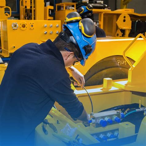 Computer Service Machine 的图像结果