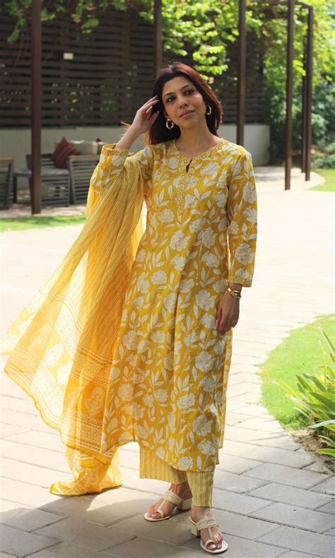 Cotton Yellow Petal Kali Kurta, Pants & Cotton Printed Dupatta – Baareeki