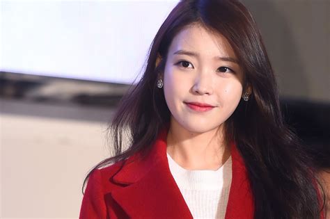 Watch: IU Serenades Fans With Chinese Version Of "Scarlet Heart: Goryeo ...