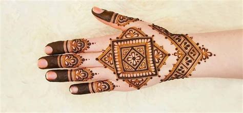 Top 14 Latest Mehndi Designs For Raksha Bandhan! | Rakhi.in