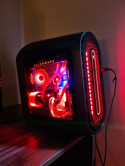 Alienware Yellow Light 的图像结果