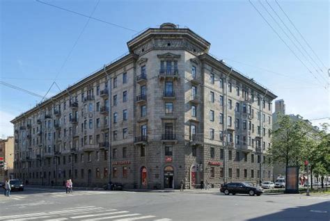 "Дом-сказка" в Санкт-Петербурге — "Не верь глазам своим"? (Или ...